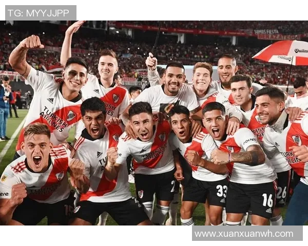 女孩与众多足球明星的梦想之旅与友谊故事